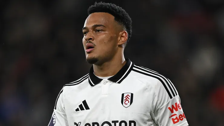 Rodrigo Muniz em campo pelo Fulham. Foto: Mike Hewitt/Getty Images
