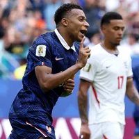 Mbappé se torna o maior artilheiro da história da Copa