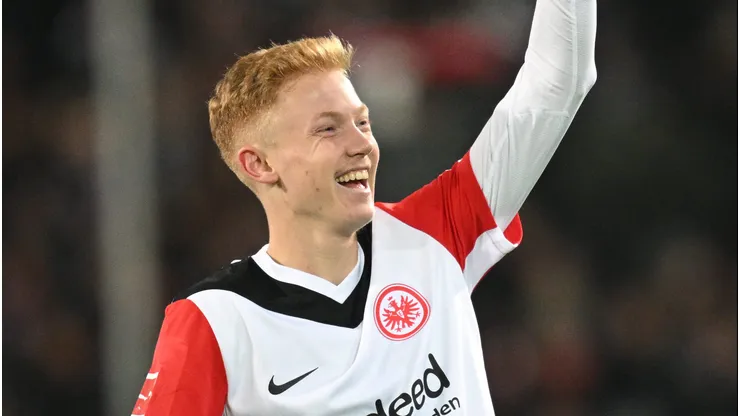 Hugo Larsson está na mira do Manchester United. Foto: Stuart Franklin/Getty Images