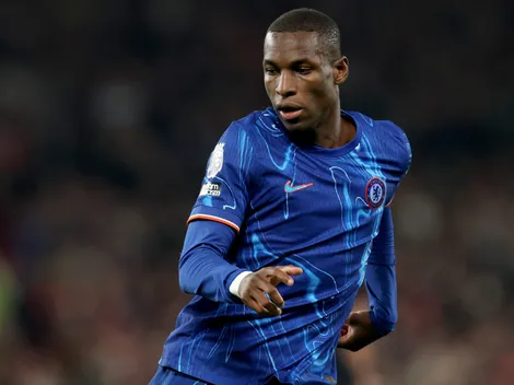 Nicolas Jackson entra no radar do Aston Villa