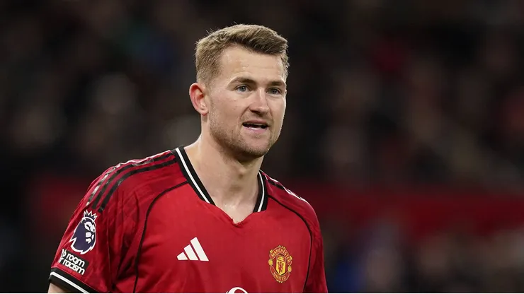 De Ligt segue lesionado e será desfalque no United