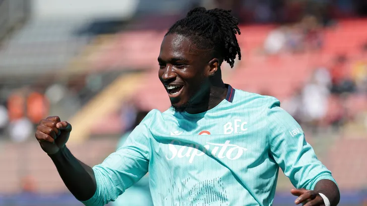 Jonathan Rowe está na mira do Chelsea. Foto: Francesco Scaccianoce/Getty Images