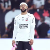 Memphis Depay aceita reduzir salário para renovar com o Corinthians