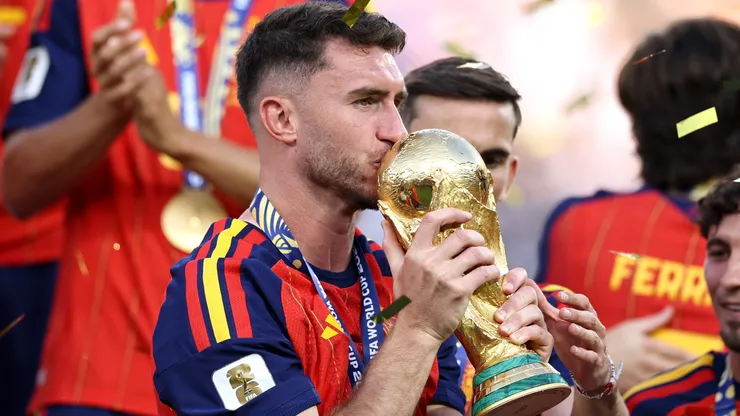 Laporte após conquistar a Copa do Mundo. Foto: Buda Mendes/Getty Images