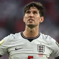 Stones impressiona Chelsea e entra na lista de possíveis reforços