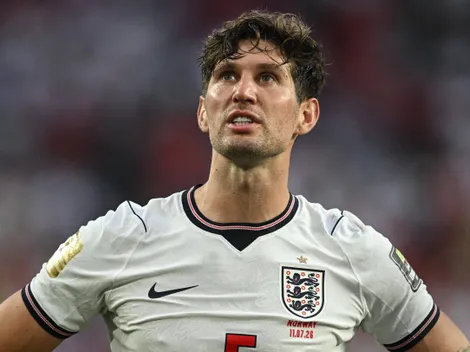 Stones impressiona Chelsea e entra na lista de possíveis reforços