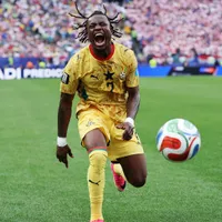 Atacante de Gana vai jogar na Premier League após a Copa