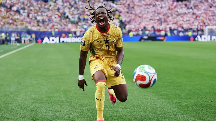 Fatawu disputou a Copa do Mundo 2026 por Gana