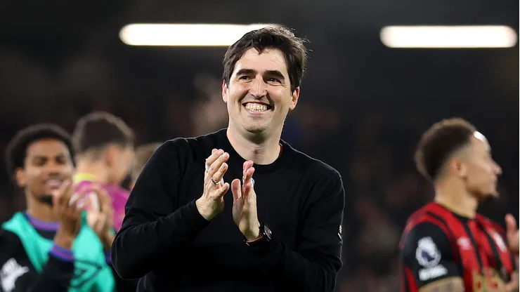 Liverpool tem como prioridade contratar um ponta, diz Iraola (Photo by Michael Steele/Getty Images)