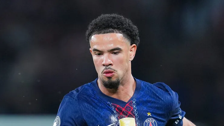 Warren Zaïre-Emery em jogo do PSG (Photo by Franco Arland/Getty Images)