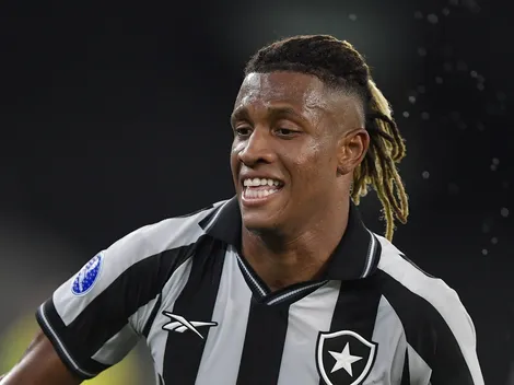 Danilo não quer reforçar o Zenit; Palmeiras insiste por acordo