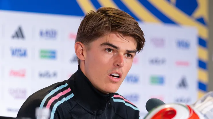 Charles De Ketelaere, da Bélgica. (Foto: Fran Santiago/Getty Images)