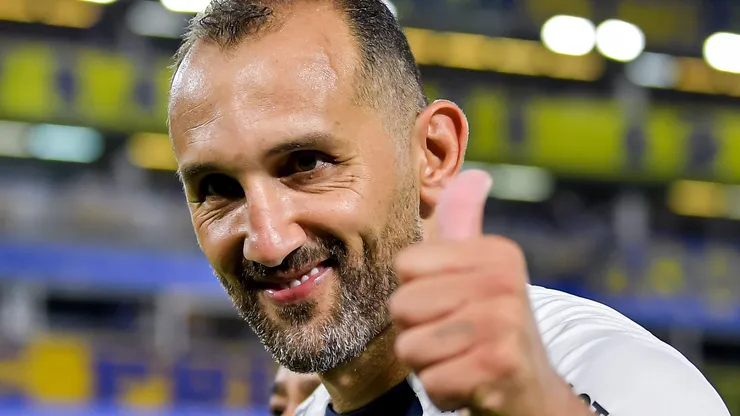Aos 42 anos, Hernán Barcos é exaltado por torcedores brasileiros após Sporting Cristal x RB Bragantino. (Foto: Marcelo Endelli/Getty Images)