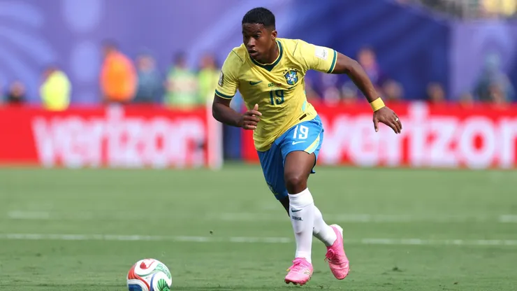 Endrick em jogo da Seleção Brasileira pela Copa do Mundo 2026