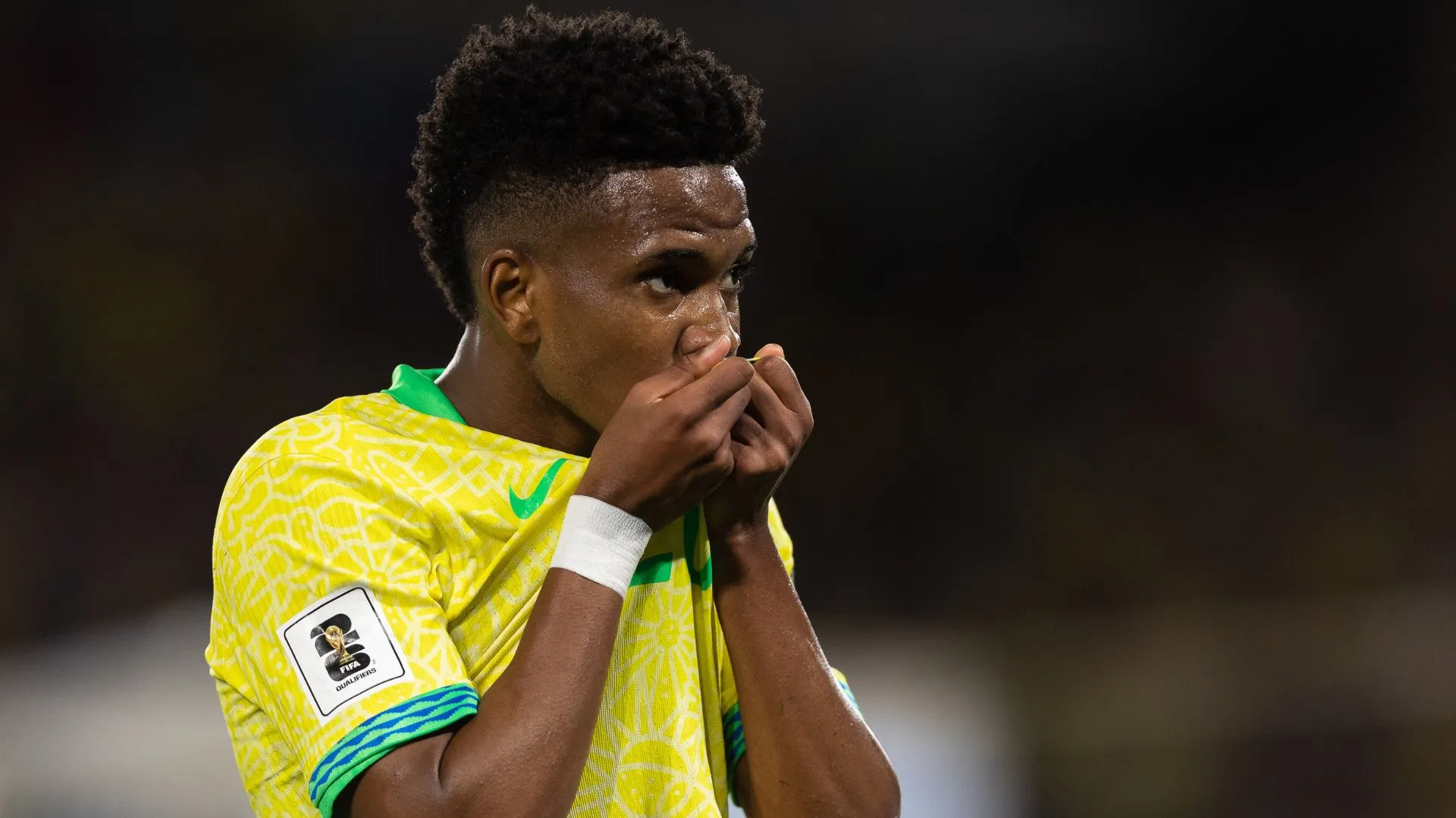 Estêvão é uma das apostas para a Seleção Brasileira nos próximos anos (foto: Ruano Carneiro/Getty Images)