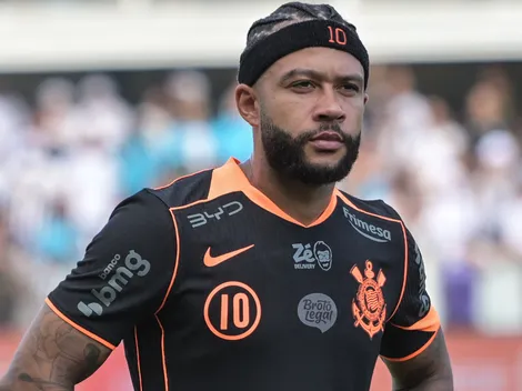 Memphis Depay é alvo do Tigres