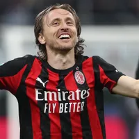 Oficial: Modric renova contrato com o Milan