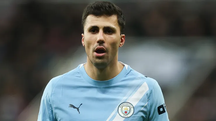 Rodri em campo pelo Manchester City. Foto: Michael Regan/Getty Images