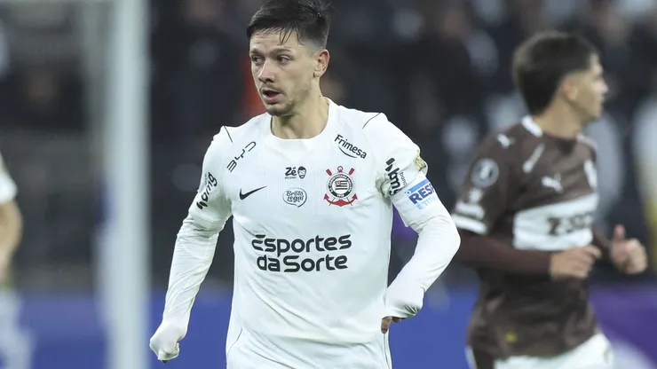 Rodrigo Garro deve permanecer no Corinthians mesmo com o interesse do River Plate. (Foto: Alexandre Schneider/Getty Images)