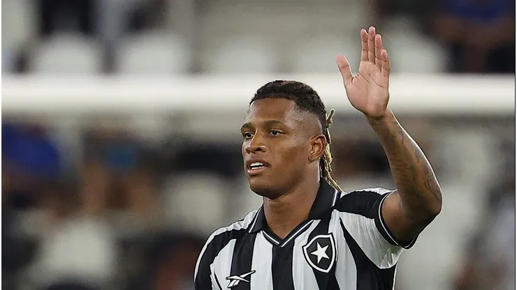 Danilo é oferecido ao Manchester United. Foto: Wagner Meier/Getty Images