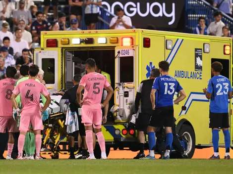 Parceiro de Messi sofre pancada na cabeça e sai de ambulância