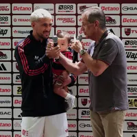 Flamengo anuncia homenagem para Arrascaeta