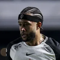 Memphis Depay aceita termos para renovar com o Corinthians