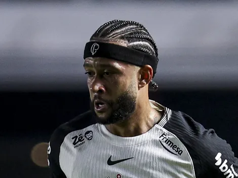 Memphis Depay aceita termos para renovar com o Corinthians
