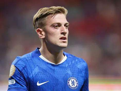 Chelsea vai negociar dois centroavantes do atual elenco