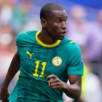 Aston Villa negocia por Nicolas Jackson