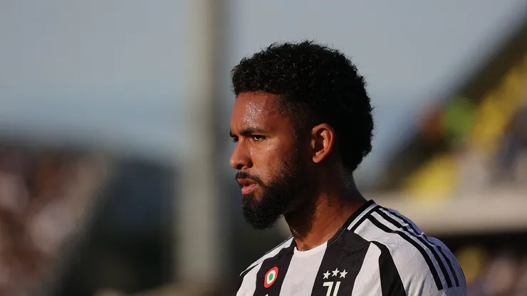 Douglas Luiz tem futuro incerto na Juventus. Foto; Gabriele Maltinti/Getty Images