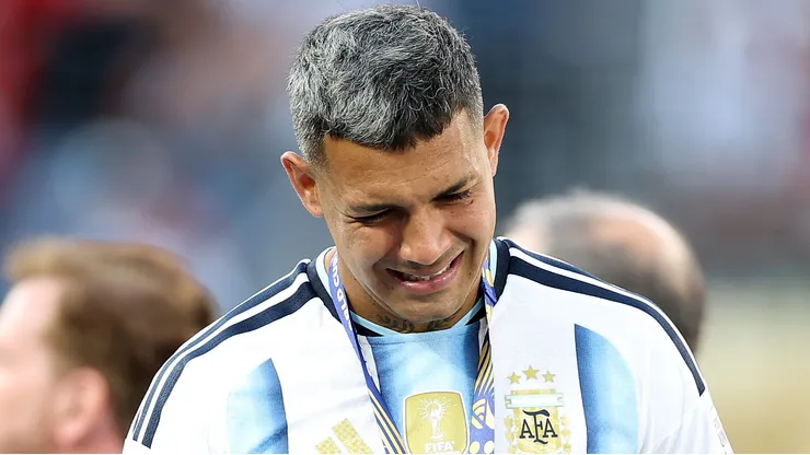 Facundo Medina após derrota na final da Copa do Mundo. (Photo by Dan Mullan/Getty Images)