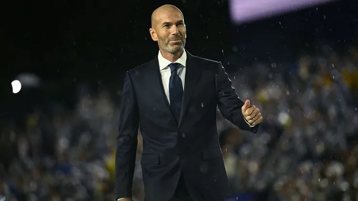 Zidane é oficialmente o novo técnico da Seleção Francesa