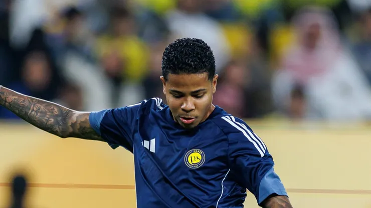 Wesley em jogo do Al-Nassr (Photo by Abdullah Ahmed/Getty Images)