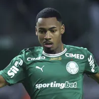 Aston Villa recebe negativa do Palmeiras por Allan