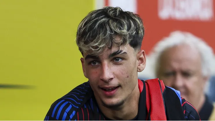 Barcelona mira renovar e emprestar Guille Fernández em seguida. Foto: IMAGO / NurPhoto