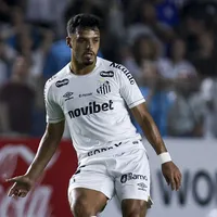 Gabriel Menino chama atenção em vitória do Santos
