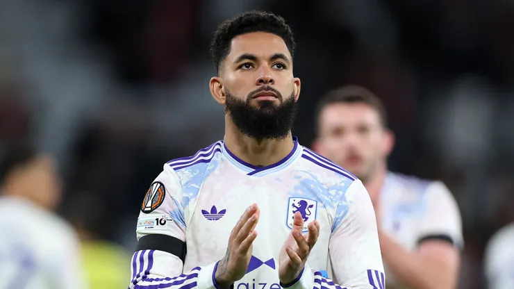 Douglas Luiz pelo Aston Villa. (Foto: Justin Setterfield/Getty Images)