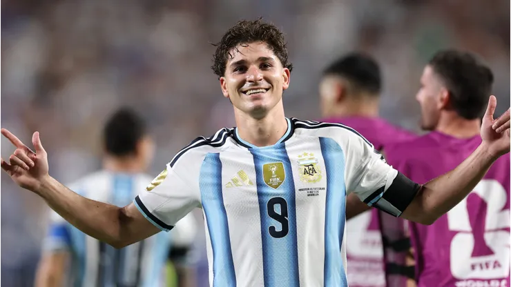 Julian Álvarez interessa ao Barcelona.