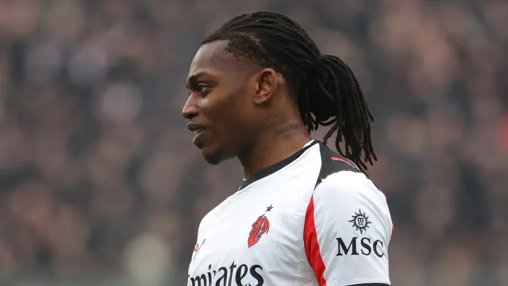 Rafael Leão, no Milan. (Foto: Francesco Scaccianoce/Getty Images)