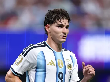Julián Álvarez pode encaixar e ser titular no Barcelona