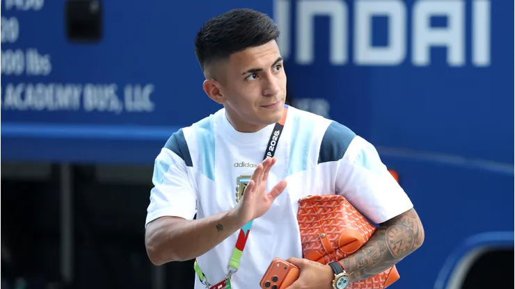 Thiago Almada, da Argentina, antes da partida das oitavas de final da Copa do Mundo entre Argentina e Egito. (Photo by Buda Mendes/Getty Images)
