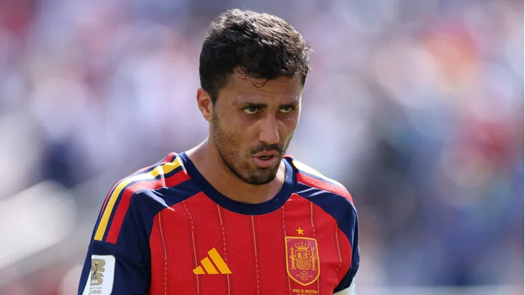Rodri entrou na mira do Barcelona.