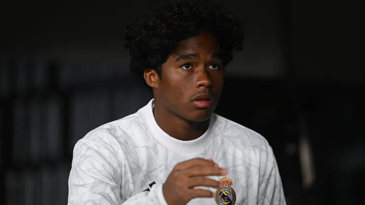 Endrick of Real Madrid looks on prior to the LaLiga match between Real Madrid CF and Villarreal CF at Estadio Santiago Bernabeu on October 05, 2024 in Madrid, Spain.