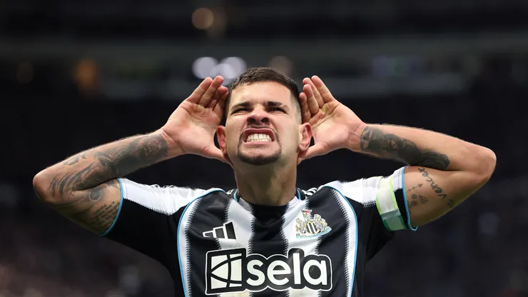 Bruno Guimarães pelo Newcastle. (Foto: Stu Forster/Getty Images)