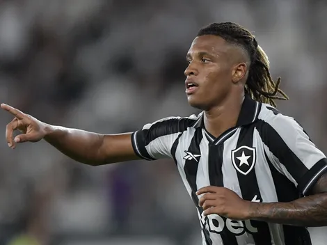Danilo segue no Botafogo e Zenit muda alvo