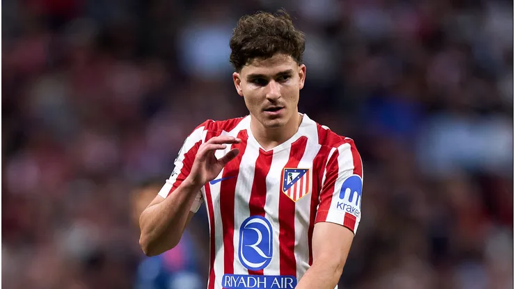 Julián Alvarez, do Atlético de Madrid, durante a partida de ida da semifinal da Liga dos Campeões contra o Arsenal. (Photo by Angel Martinez/Getty Images)