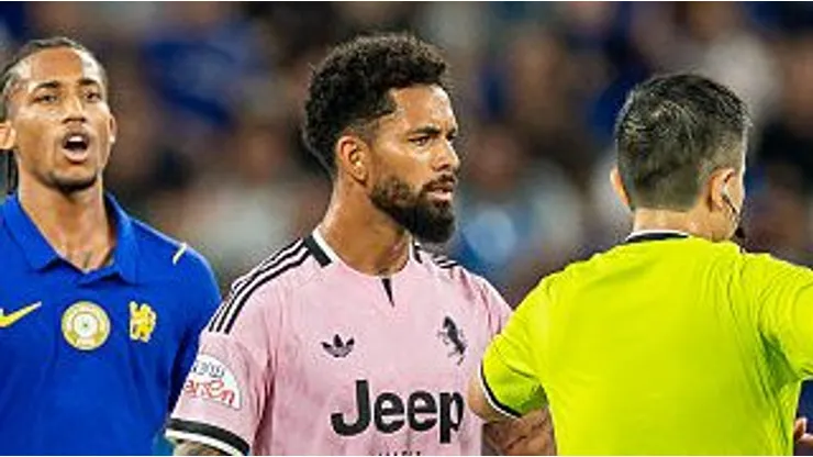 Douglas Luiz durante o amistoso entre Chelsea e Juventus. (Photo by Yu Chun Christopher Wong/Eurasia Sport Images/Getty Images)