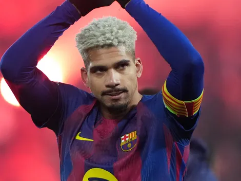 Liverpool fecha acordo com Barcelona por Ronald Araújo
