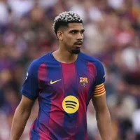 Liverpool pagará 100% dos salários de Ronald Araújo